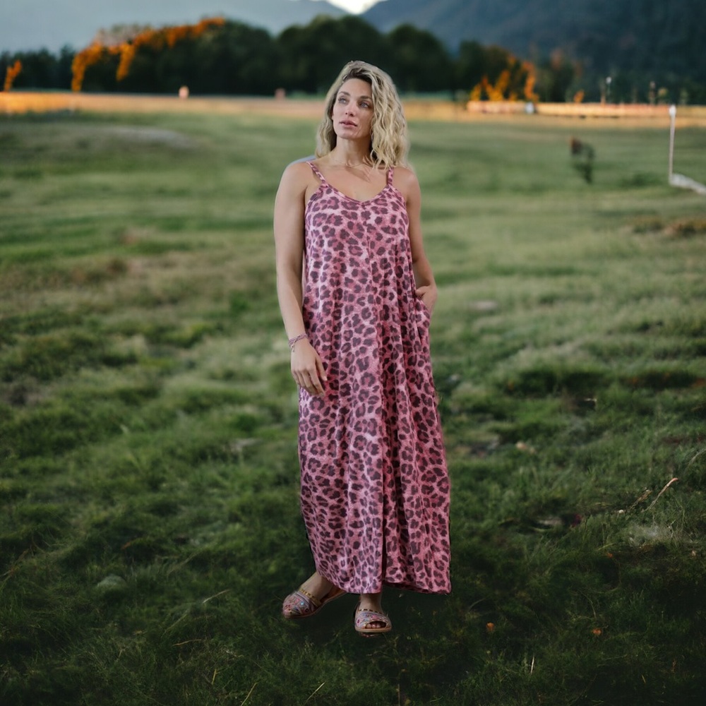 OUT OF STOCK Cranberry Plus Size French Terry Leopard
Cami Maxi Dress W/ Pockets - Picture 1 of 2